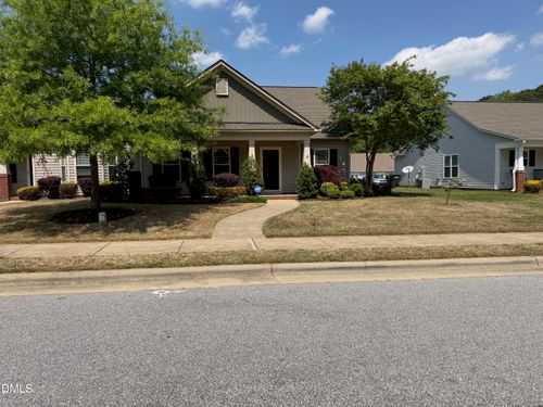 125 E Moss Creek Dr, Clayton, NC, 27520-6936 | Card Image