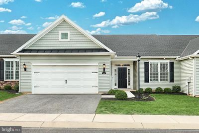 116 - 626 Basswood Lane, Townhouse with 3 bedrooms, 2 bathrooms and null parking in HANOVER PA | Image 2