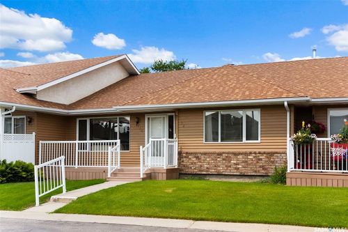 12 Kensington Cres, Regina, SK, S4S7G5 | Card Image