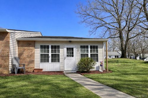 d-421 Weymouth Ct, Ridge, NY, 11961-1345 | Card Image