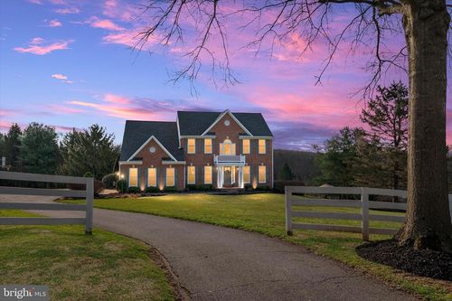 6207 Belmont Cir, MOUNT AIRY, MD, 21771-8038 | Card Image