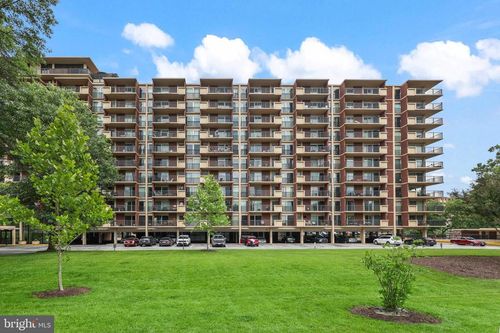 320-1300 Army Navy Dr, ARLINGTON, VA, 22202-2040 | Card Image