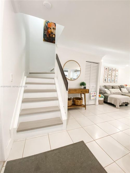 10050 Sw 137th Ct, Miami, FL, 33186-6865 | Card Image