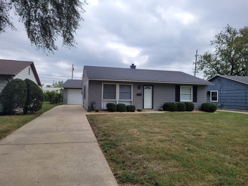 692 N Hammes Ave, Kankakee, IL, 60901-2720 | Card Image