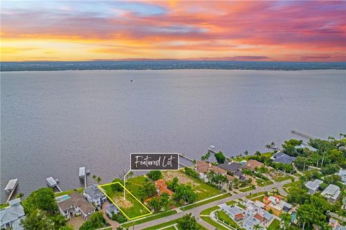 2904 Valencia Way, FORT MYERS, FL, 33901-6641 | Card Image