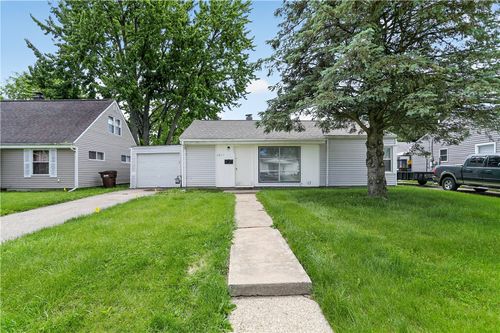 2217 S Hadley Rd, Springfield, OH, 45505-4416 | Card Image