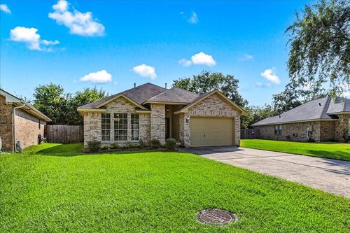 2803 Overland Trl, Dickinson, TX, 77539-5966 | Card Image