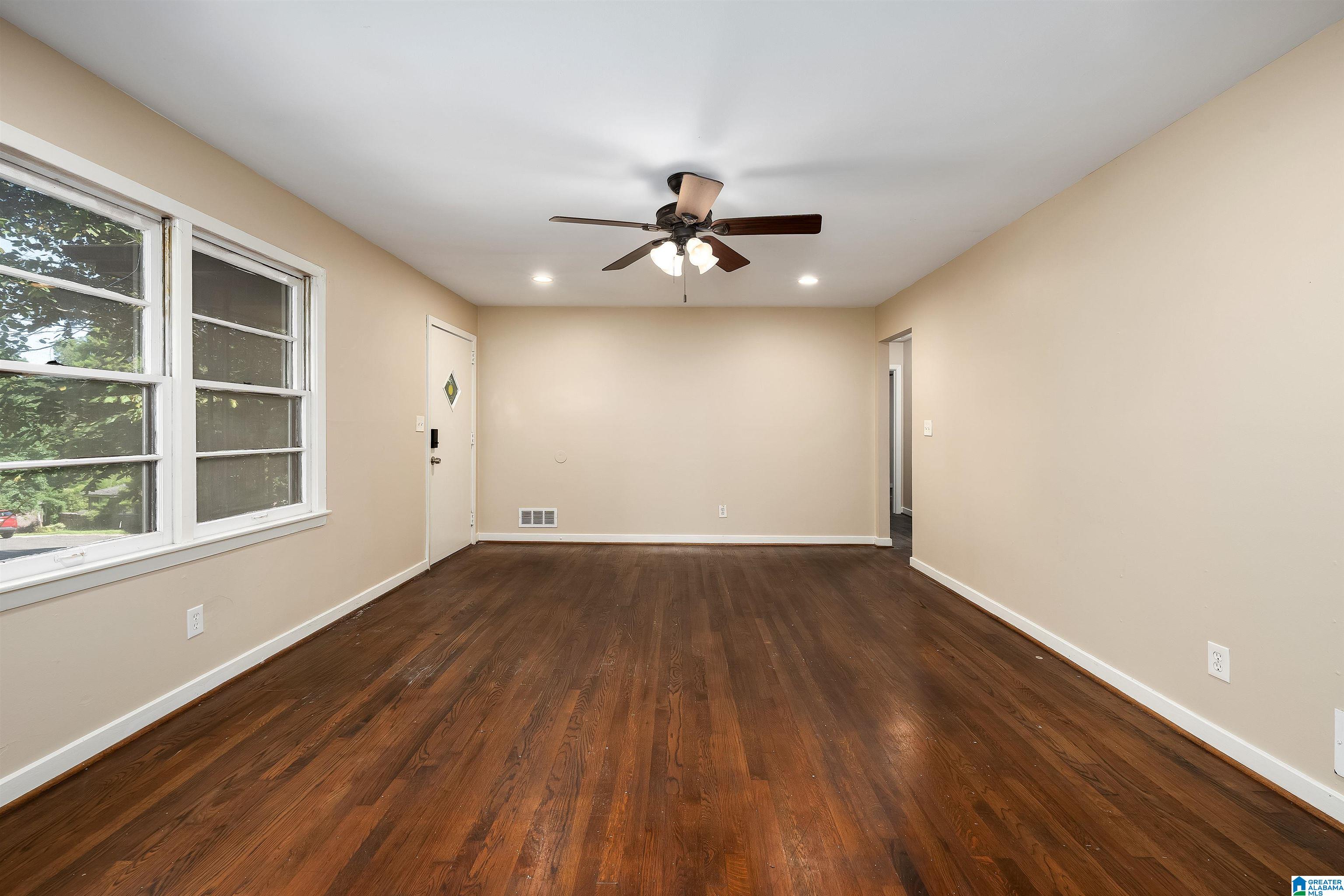 Residential in CENTER POINT 4