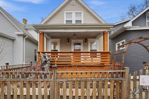1942 W Fargo Ave, Chicago, IL, 60626-1527 | Card Image