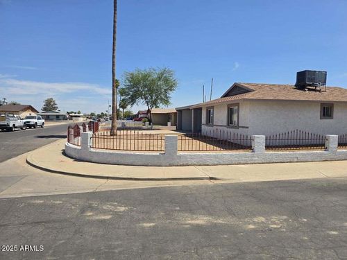 5977 W Britton Ave, Phoenix, AZ, 85033-4634 | Card Image