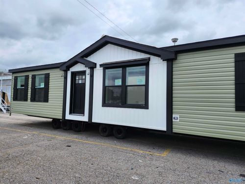 123 County Road 55, Rogersville, AL, 35652-3725 | Card Image