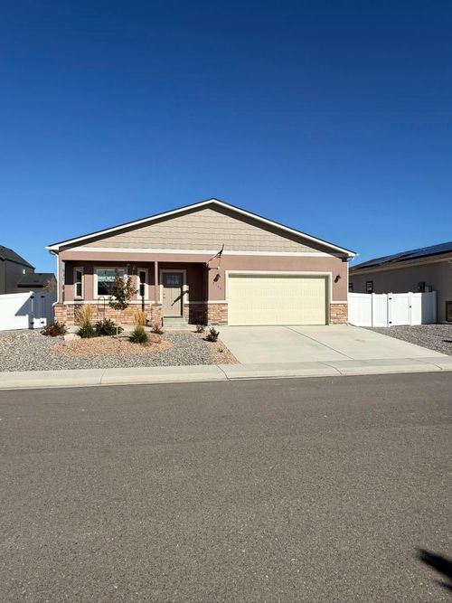 2144 Brookfield Dr, Grand Junction, CO, 81505 | Card Image