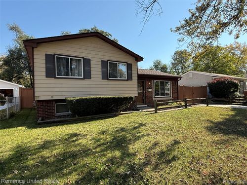 15747 Springhill Street, Romulus, MI, 48174 | Card Image