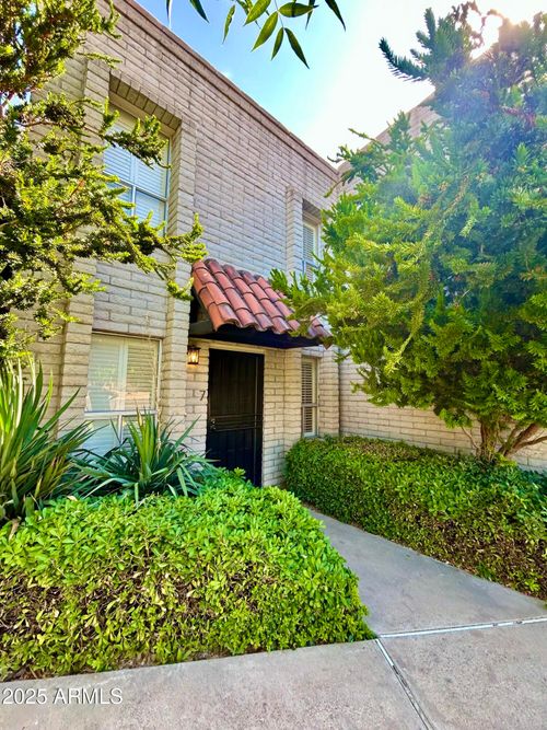7-3711 E Monterosa St, Phoenix, AZ, 85018-4858 | Card Image