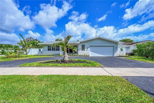 2133 Ne 63rd Ct, Fort Lauderdale, FL, 33308-1334 | Card Image