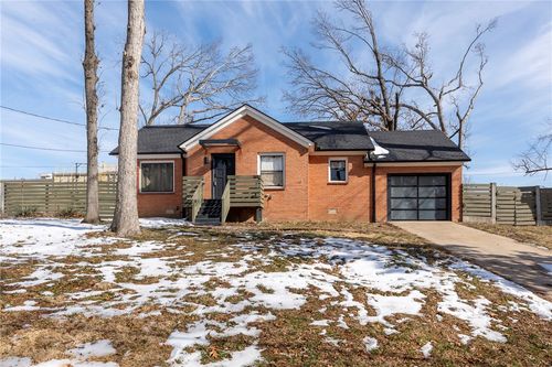 310 Nw J St, Bentonville, AR, 72712-5052 | Card Image