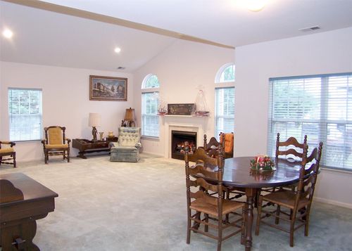 497 Oak Bluff Ct, Moriches, NY, 11955-1723 | Card Image