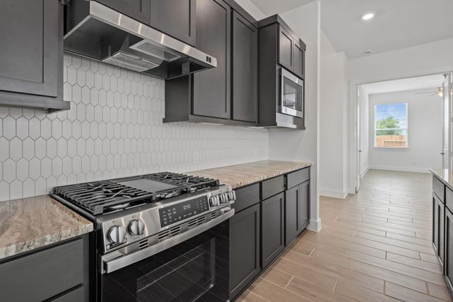 209 Black Cypress Trail, House other with 4 bedrooms, 3 bathrooms and 2 parking in Hockley TX | Image 4