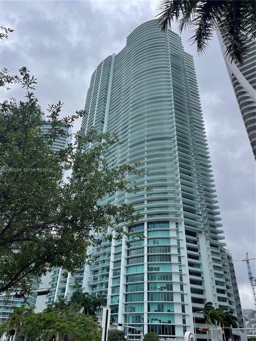 1704-900 Biscayne Blvd, Miami, FL, 33132-1562 | Card Image