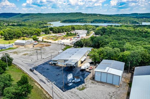 26 Kimberling Blvd, Kimberling City, MO, 65686-9827 | Card Image