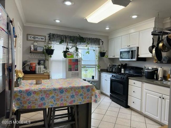 4 Beachway Ave, Condo with 2 bedrooms, 2 bathrooms and null parking in Keansburg NJ | Image 5