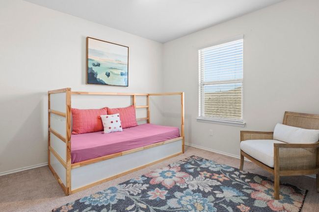 2nd bedroom upstairs | Image 21