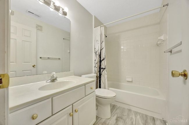 12041 Carrington Ln, Condo with 2 bedrooms, 2 bathrooms and null parking in Loveland OH | Image 8