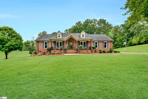 635 Dacusville Rd, Marietta, SC, 29661-9325 | Card Image