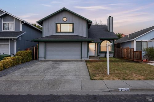 7520 Mercedes Way, Rohnert Park, CA, 94928 | Card Image
