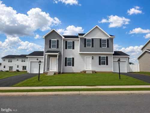 lot-207-3815 Castle Dr, DOVER, PA, 17315-4218 | Card Image