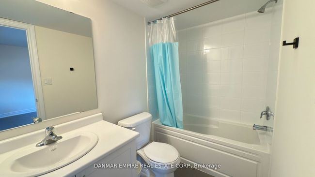 6 Hiawatha Crt, House attached with 3 bedrooms, 4 bathrooms and 1 parking in Vaughan ON | Image 15