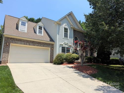 7711 Epping Forest Dr, Huntersville, NC, 28078-5874 | Card Image