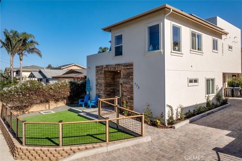 773 Manhattan Ave, Grover Beach, CA, 93433-2314 | Card Image