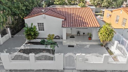 530 Tamiami Blvd, Miami, FL, 33144-2650 | Card Image