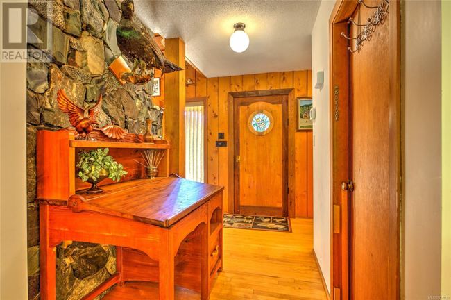 8035 Greendale Rd, House other with 4 bedrooms, 2 bathrooms and 10 parking in Lake Cowichan BC | Image 8