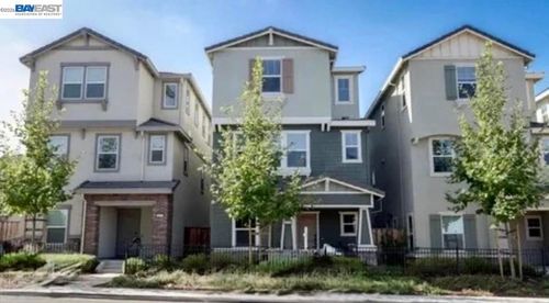 24221 2nd St, Hayward, CA, 94541-6740 | Card Image