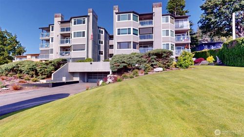 apt-202-424 14th St, Bellingham, WA, 98225-6162 | Card Image
