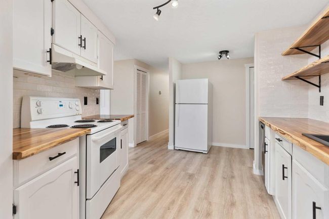 4702 49 Avenue, House other with 2 bedrooms, 1 bathrooms and 2 parking in Killam AB | Image 7