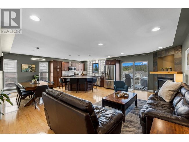2022 Hugh Allan Dr, House other with 6 bedrooms, 3 bathrooms and 6 parking in Kamloops BC | Image 7