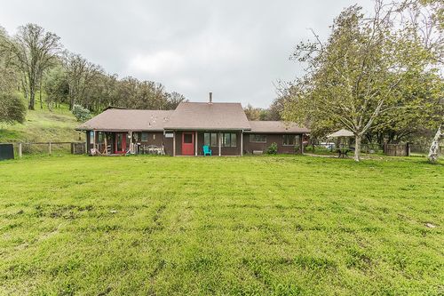 30240 Watts Valley Rd, Tollhouse, CA, 93667-9501 | Card Image