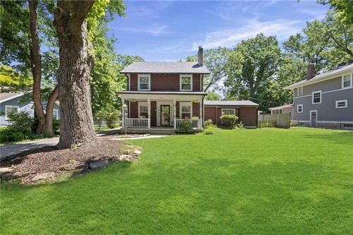 7317 Wyoming St, Kansas City, MO, 64114-1258 | Card Image