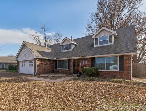 9522 E 36th St, Tulsa, OK, 74145-3508 | Card Image