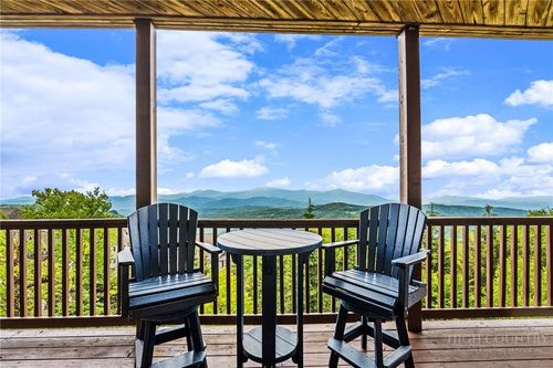 32-d-127 Trails End, Sugar Mountain, NC, 28604-6030 | Card Image