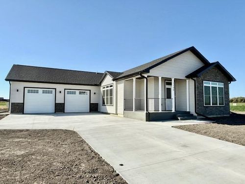 1106 Sunflower Rd Rwf, Redwood Falls, MN, 56283 | Card Image