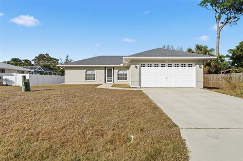 520 Meridan Ave Nw, PORT CHARLOTTE, FL, 33952-6450 | Card Image