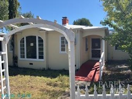 570 S Cloverdale Boulevard, Cloverdale, CA, 95425 | Card Image