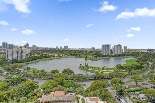 1703-20281 E Country Club Dr, Aventura, FL, 33180-3031 | Card Image