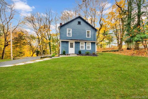 350 Old Post Rd, Marlboro, NY, 12542-6548 | Card Image