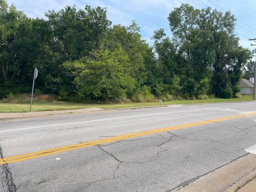 xxx E 26th St, Joplin, MO, 64804 | Card Image