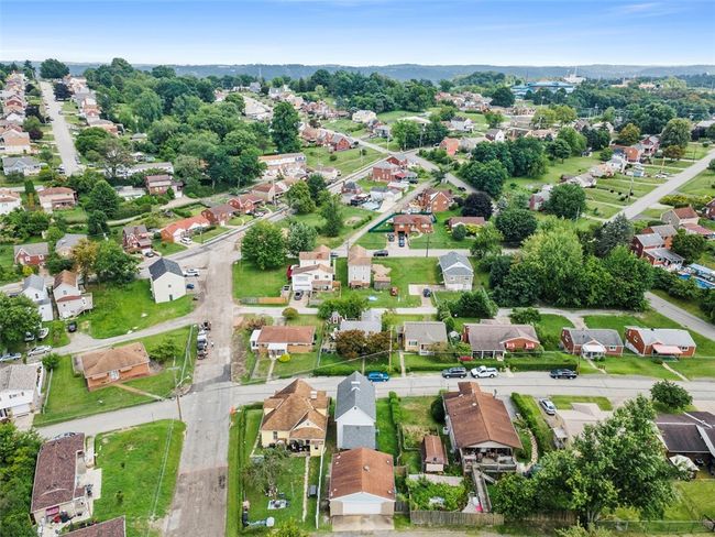4506 Bowes Ave, House other with 3 bedrooms, 1 bathrooms and 2 parking in West Mifflin PA | Image 41